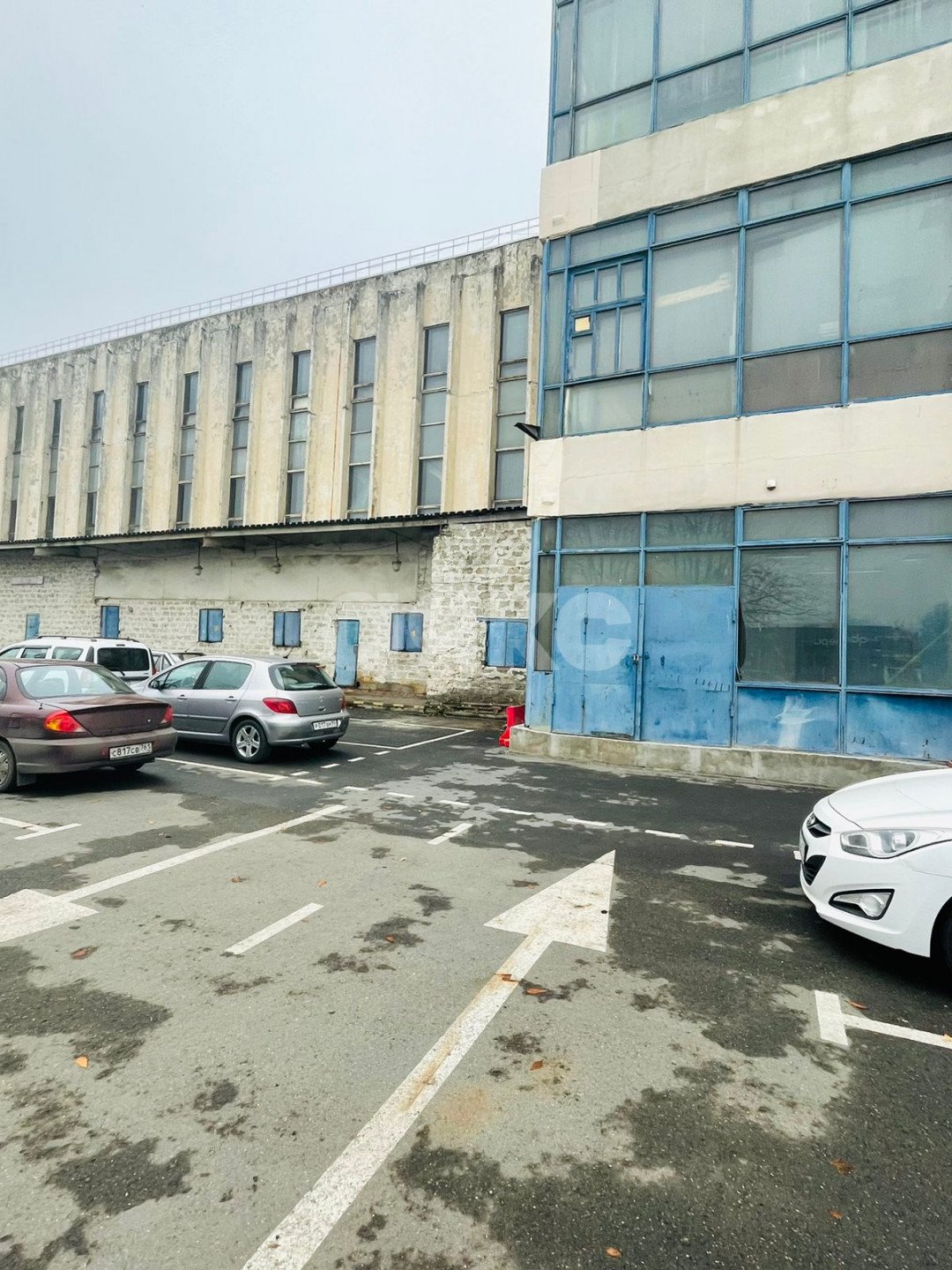 Фото №1: Коммерция 450 м² - Ростов-на-Дону, сад Рассвет, ул. Доватора, 144/11