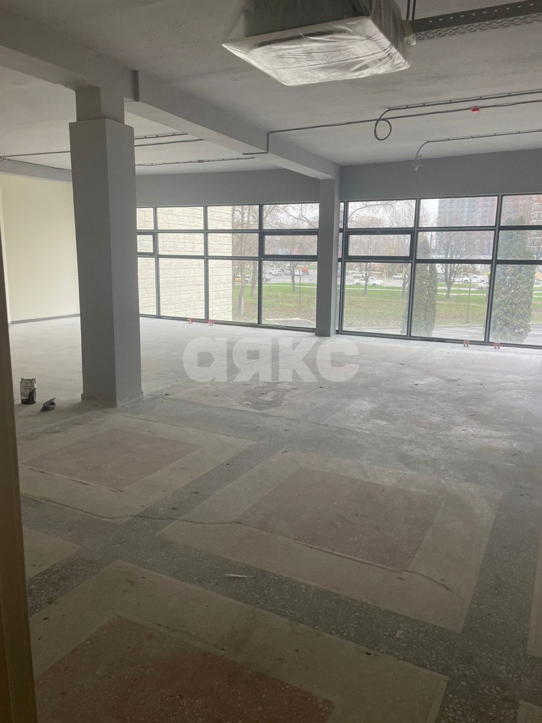 Фото №4: Коммерция 100 м² - Ростов-на-Дону, сад Рассвет, ул. Доватора, 144/11