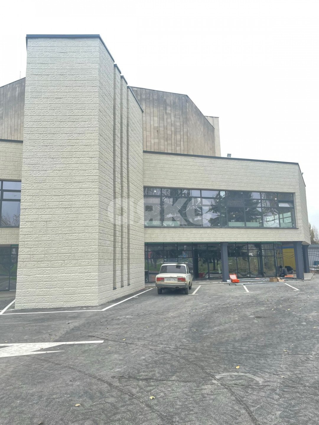 Фото №7: Коммерция 1200 м² - Ростов-на-Дону, сад Рассвет, ул. Доватора, 144/11