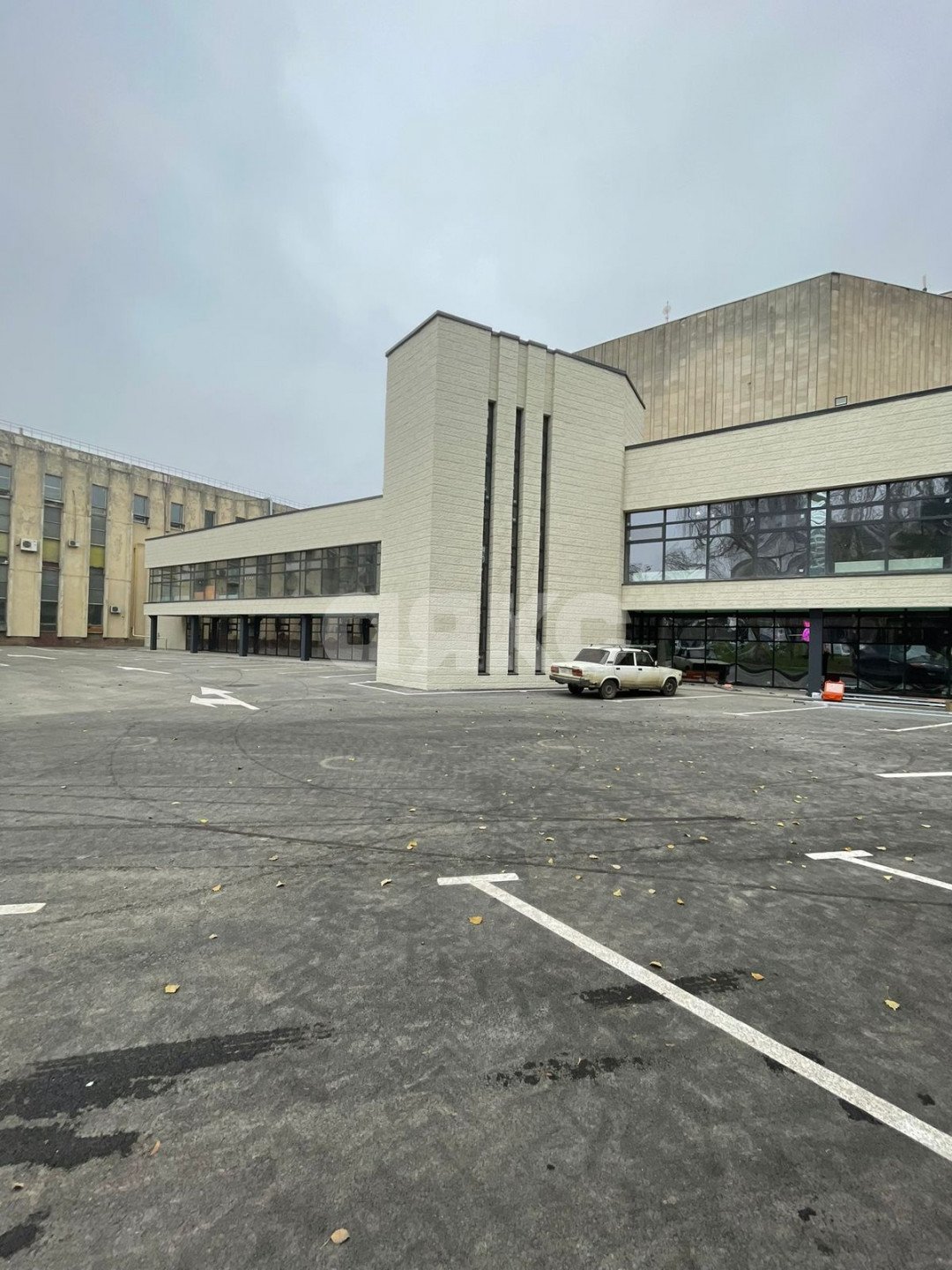 Фото №6: Коммерция 1200 м² - Ростов-на-Дону, сад Рассвет, ул. Доватора, 144/11