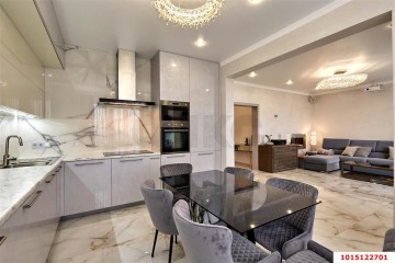 Фото №1: 3-комнатная квартира 100 м² - Краснодар, мкр. Центральный, ул. Березанская, 41