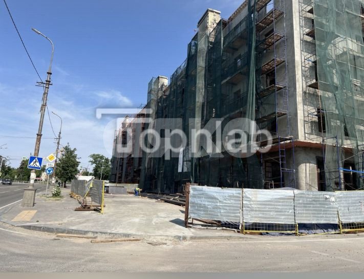 Фото №4: Коммерция 116 м² - Мариуполь, Жовтневый, пр-кт Ленина, 43