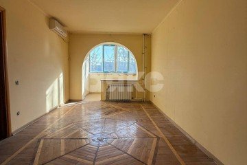 Фото №1: 2-комнатная квартира 45 м² - Мариуполь, р. Жовтневый, ул. Энгельса, 62