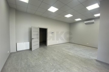 Фото №5: Торговое помещение 46 м² - Краснодар, мкр. жилой комплекс Дыхание, ул. Лётчика Позднякова, 2к13