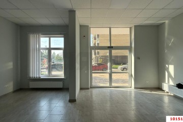 Фото №4: Торговое помещение 46 м² - Краснодар, мкр. жилой комплекс Дыхание, ул. Лётчика Позднякова, 2к13