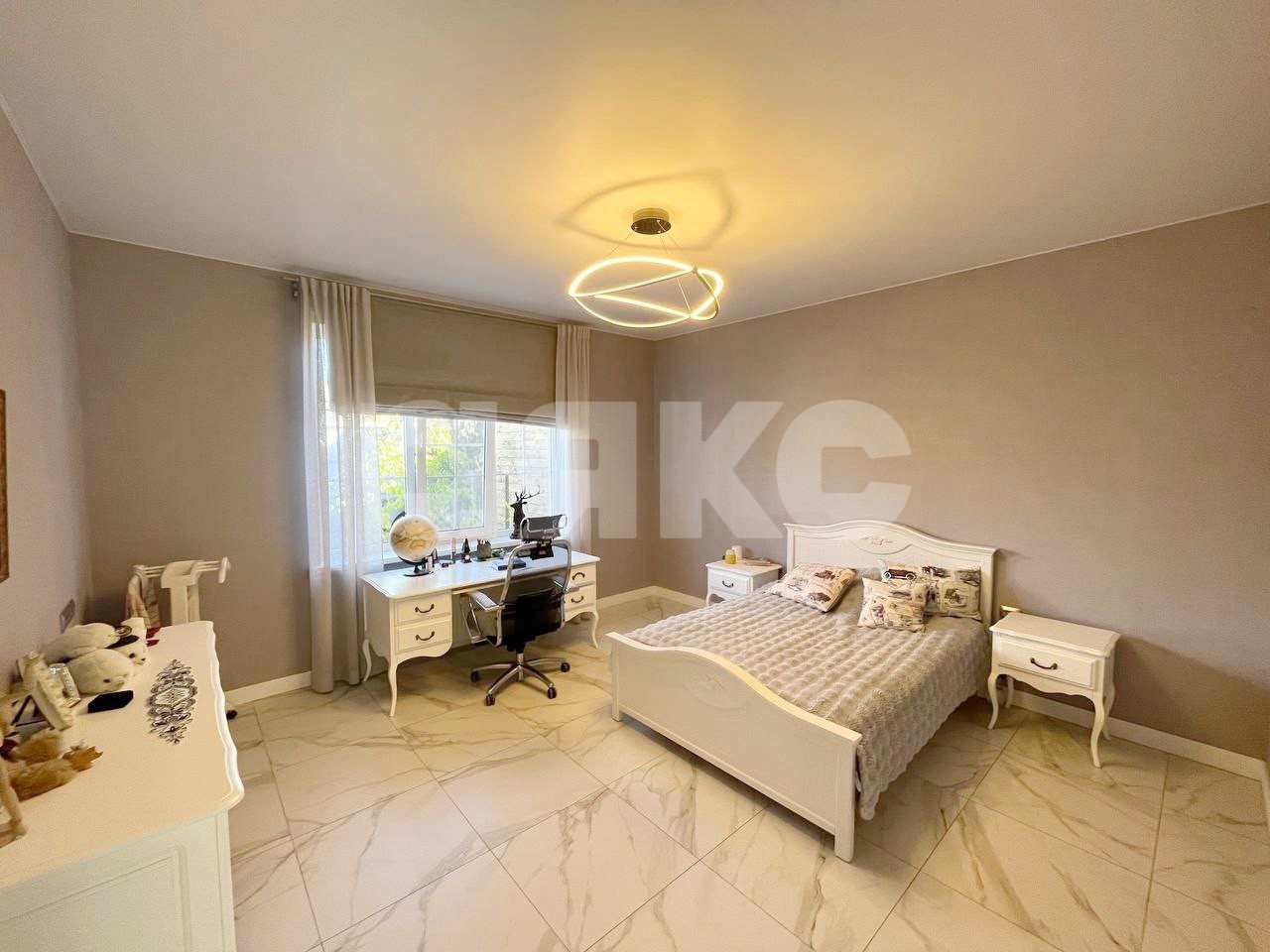 Фото №11: Дом 245 м² + 6 сот. - Молодёжное, СНТ ОК Изумруд, ул. Рубиновая