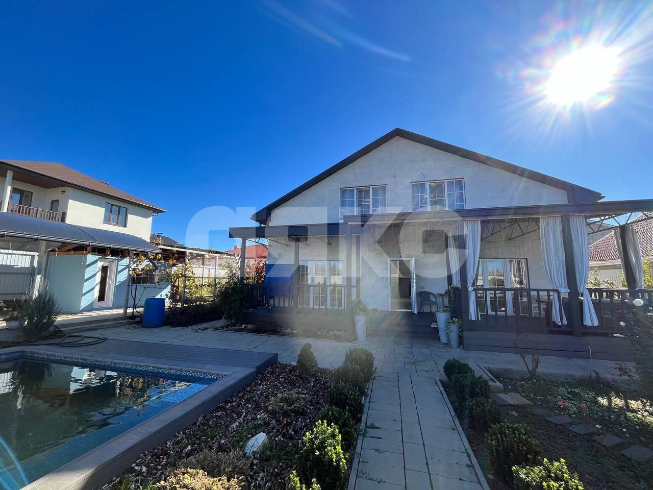 Фото №40: Дом 245 м² + 6 сот. - Молодёжное, СНТ ОК Изумруд, ул. Рубиновая