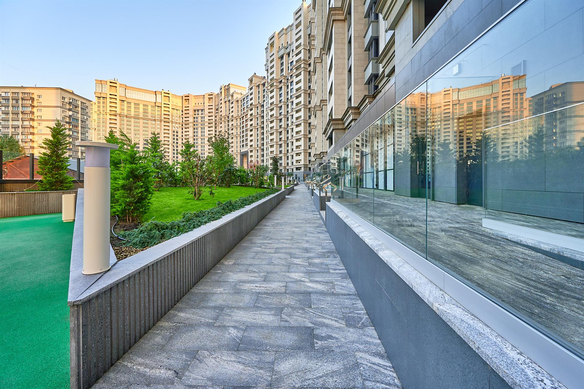 Фото №4: 2-комнатная квартира 71 м² - Краснодар, Школьный, Прикубанский внутригородской округ, Круглик, мкр. жилой комплекс Сердце, ул. Школьная, 1