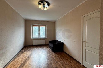 Фото №1: 1-комнатная квартира 39 м² - Краснодар, мкр. Почтовый, ул. имени Валерия Гассия, 4/4