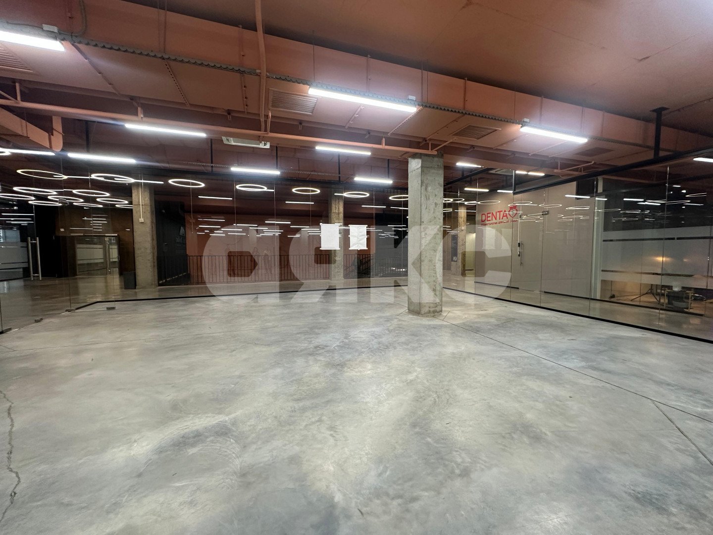 Фото №6: Коммерция 255 м² - Ростов-на-Дону, жилой комплекс Сердце Ростова 2, ул. Ларина, 45с2