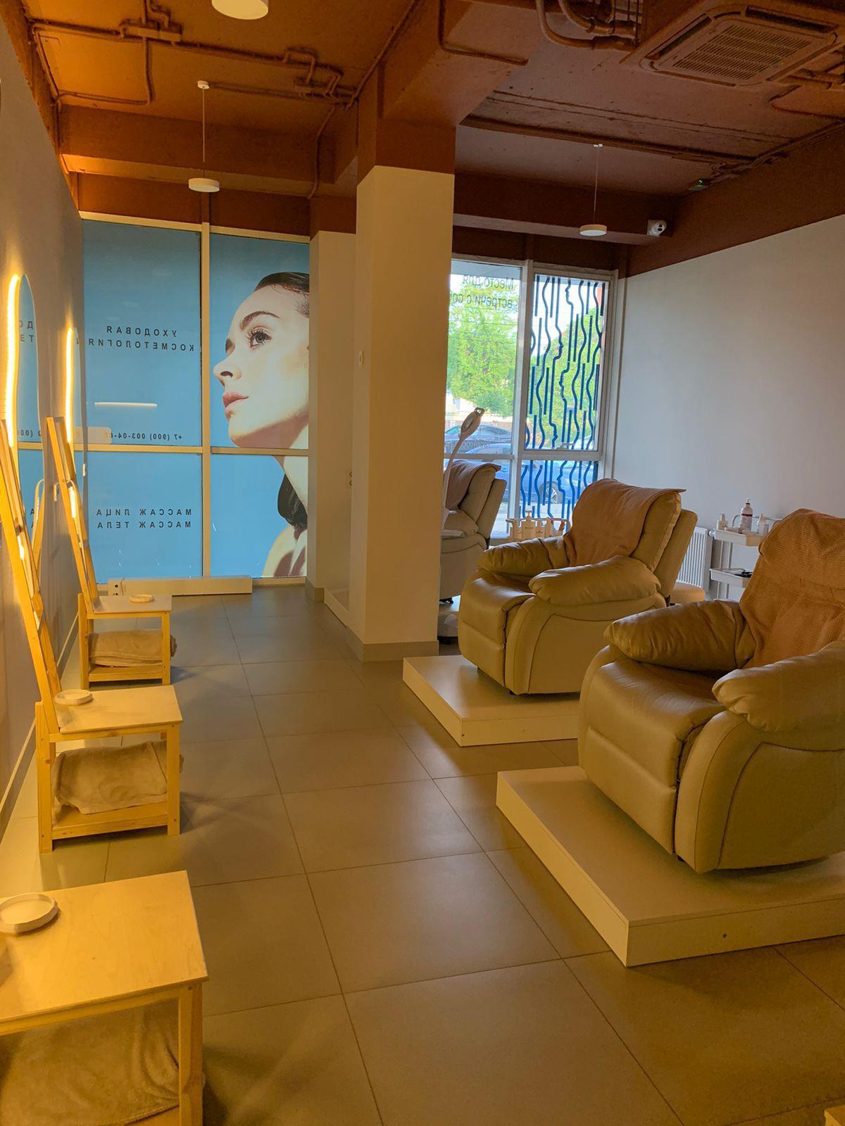 Фото №2: Коммерция 95 м² - Краснодар, Западный внутригородской округ, мкр. Центральный, ул. Кубанская набережная, 35