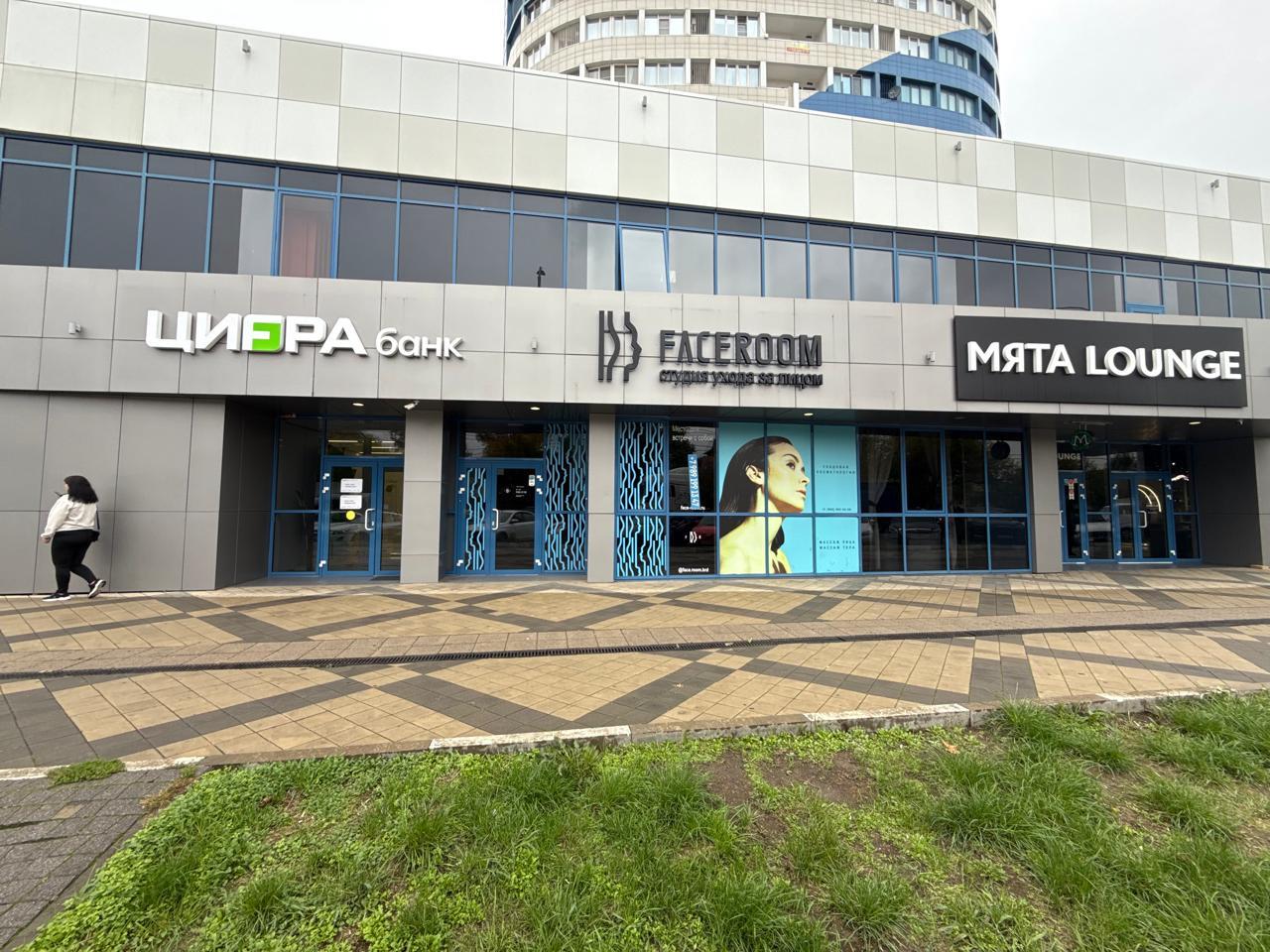 Фото №5: Коммерция 95 м² - Краснодар, Западный внутригородской округ, мкр. Центральный, ул. Кубанская набережная, 35