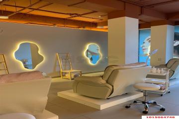 Фото №3: Коммерция 95 м² - Краснодар, мкр. Центральный, ул. Кубанская набережная, 35