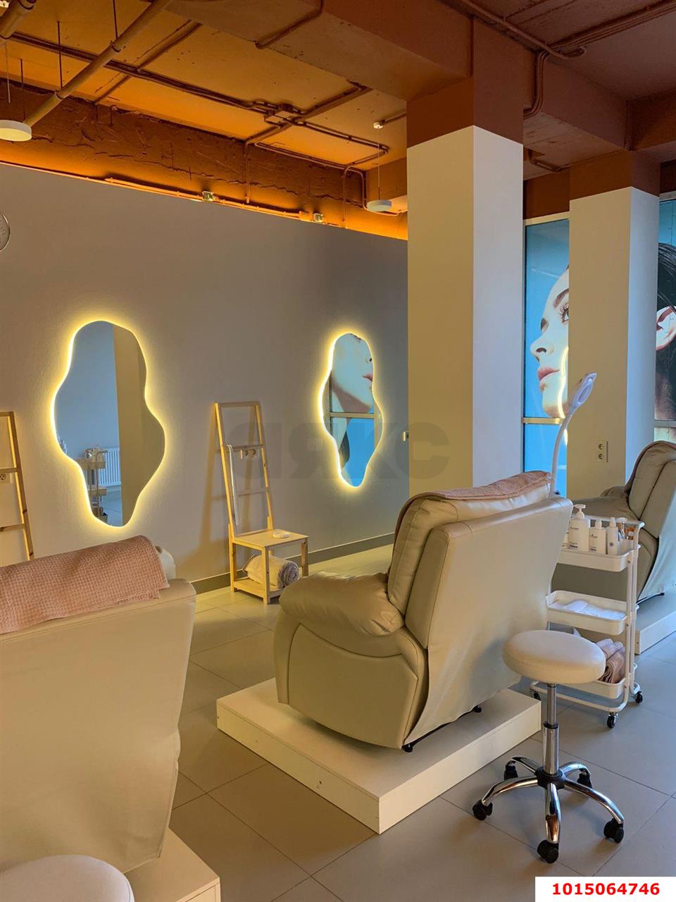 Фото №3: Торговое помещение 96 м² - Краснодар, Центральный, ул. Кубанская Набережная, 35