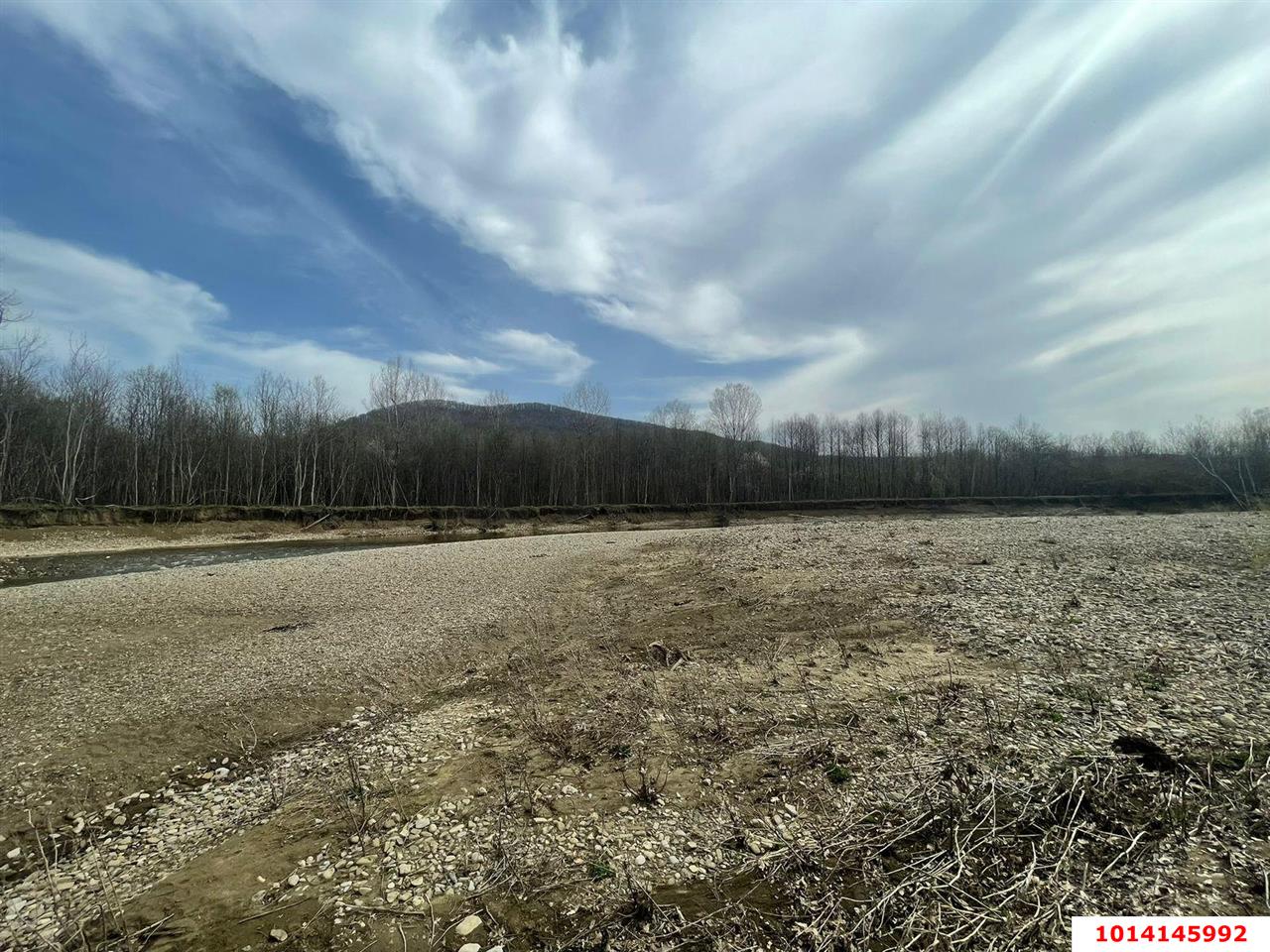 Фото №1: Коммерческая земля 90 сот. - Безымянное, ул. Октябрьская, 2