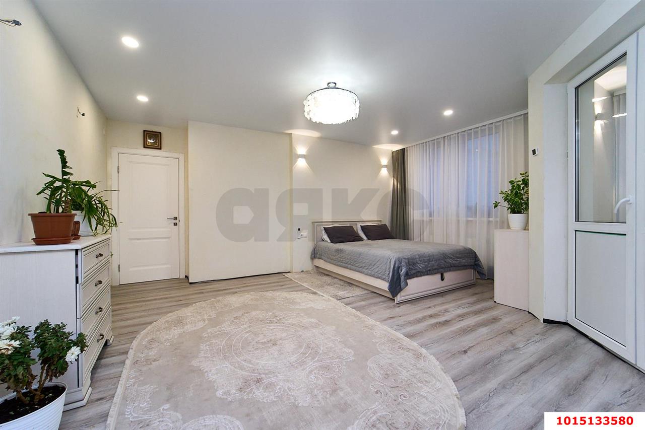 Фото №9: 3-комнатная квартира 92 м² - Краснодар, жилой комплекс Сограт, ул. Красных Партизан, 4/15