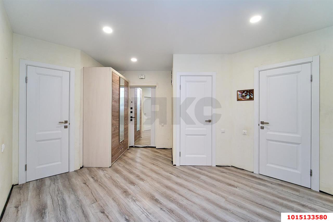 Фото №6: 3-комнатная квартира 92 м² - Краснодар, жилой комплекс Сограт, ул. Красных Партизан, 4/15