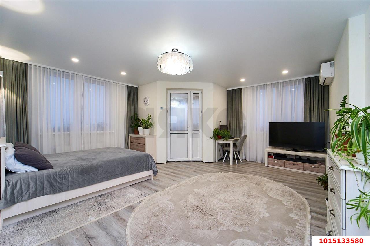 Фото №10: 3-комнатная квартира 86 м² - Краснодар, жилой комплекс Сограт, ул. Красных Партизан, 4/15