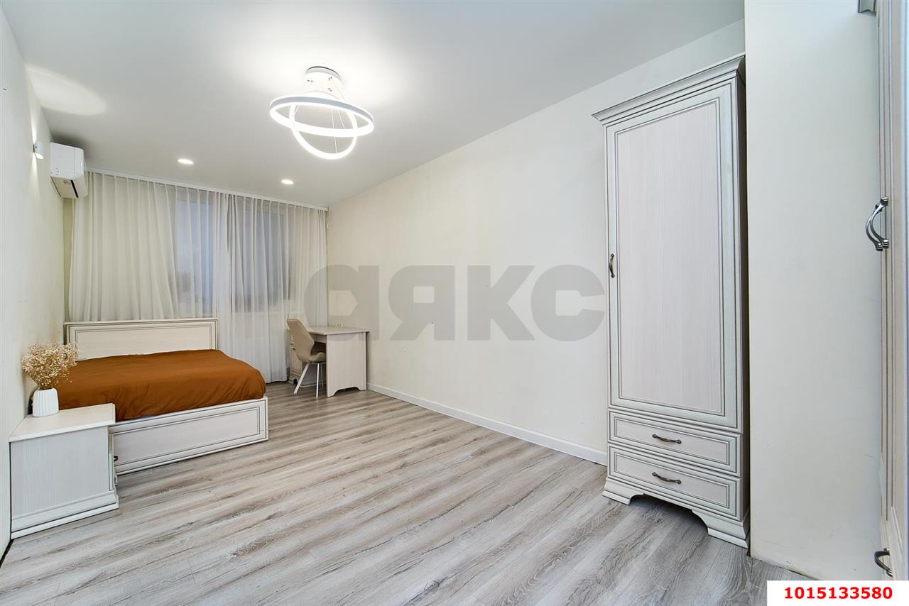 Фото №11: 3-комнатная квартира 92 м² - Краснодар, Прикубанский внутригородской округ, Микрохирургии глаза, мкр. жилой комплекс Сограт, ул. Красных Партизан, 4/15