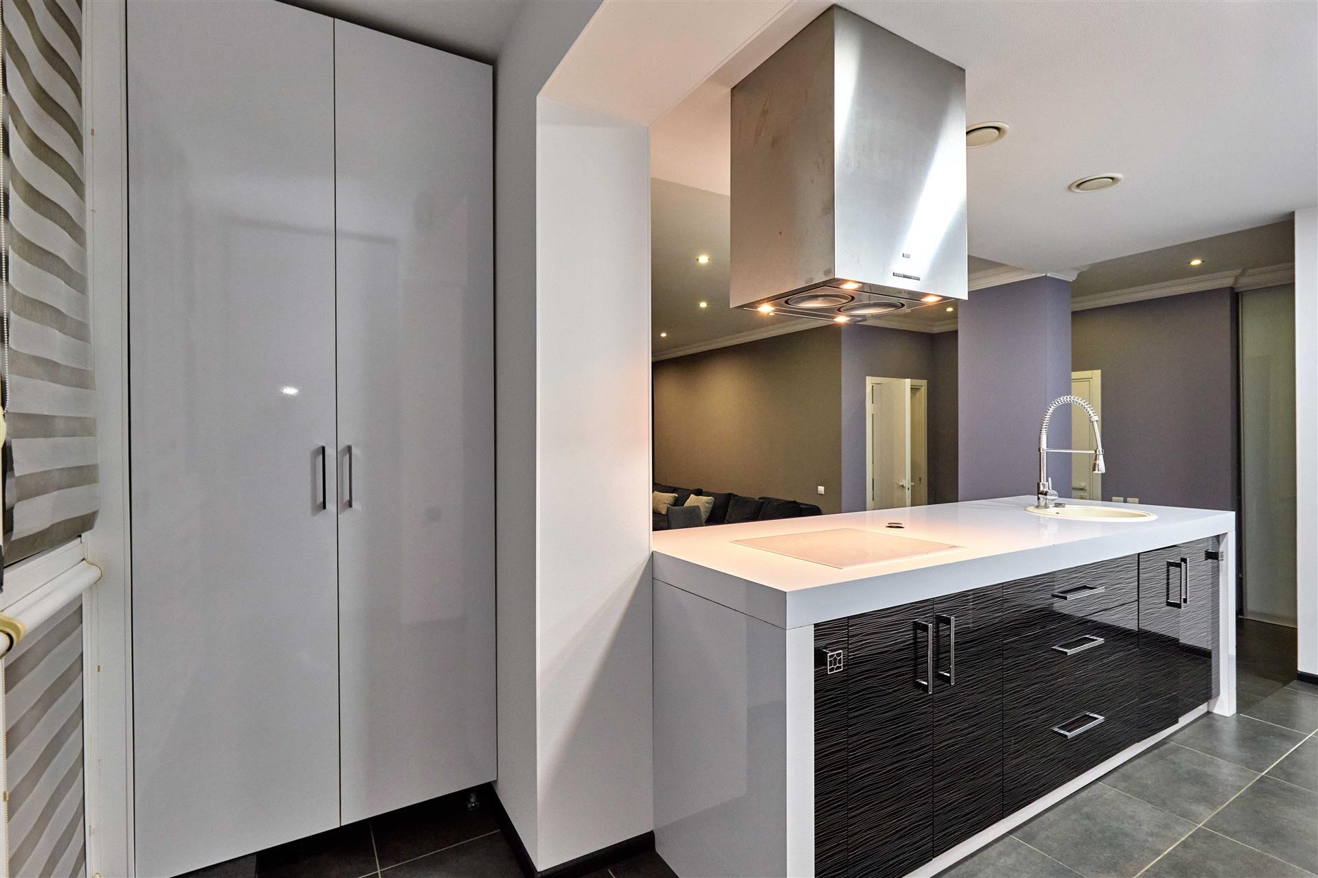 Фото №7: 2-комнатная квартира 81 м² - Краснодар, Прикубанский внутригородской округ, Фестивальный, мкр. Солнечный, ул. Казбекская, 12