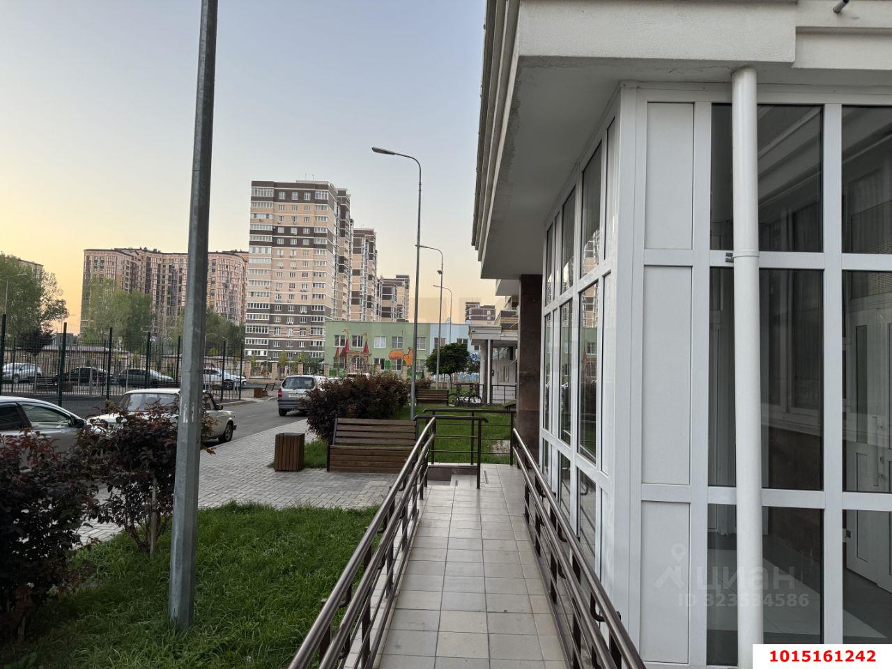 Фото №4: 2-комнатная квартира 61 м² - Краснодар, ЖК Красная Площадь, ул. Конгрессная, 19/1