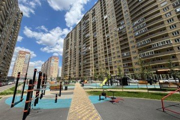 Фото №1: 1-комнатная квартира 35 м² - Краснодар, мкр. имени Петра Метальникова, ул. Петра Метальникова, 40