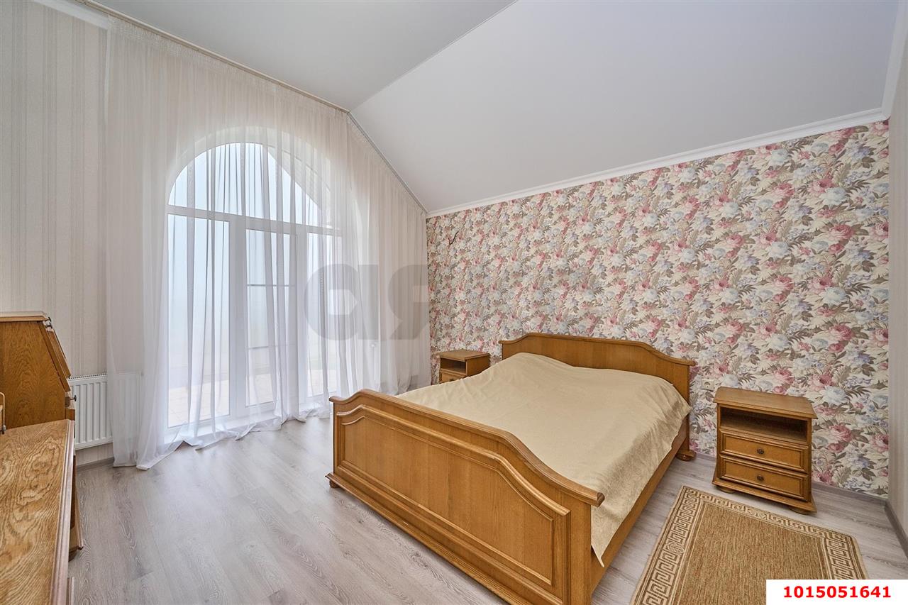 Фото №6: Дом 235 м² + 10 сот. - Копанской, Прикубанский внутригородской округ, ул. Центральная, 19