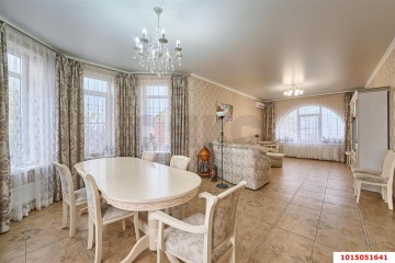 Фото №1: Дом 235 м² - Копанской, мкр. Прикубанский внутригородской округ, ул. Центральная, 19