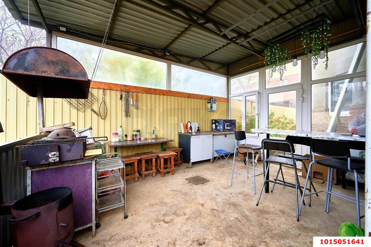 Фото №20: Дом 235 м² + 10 сот. - Копанской, Прикубанский внутригородской округ, ул. Центральная, 19