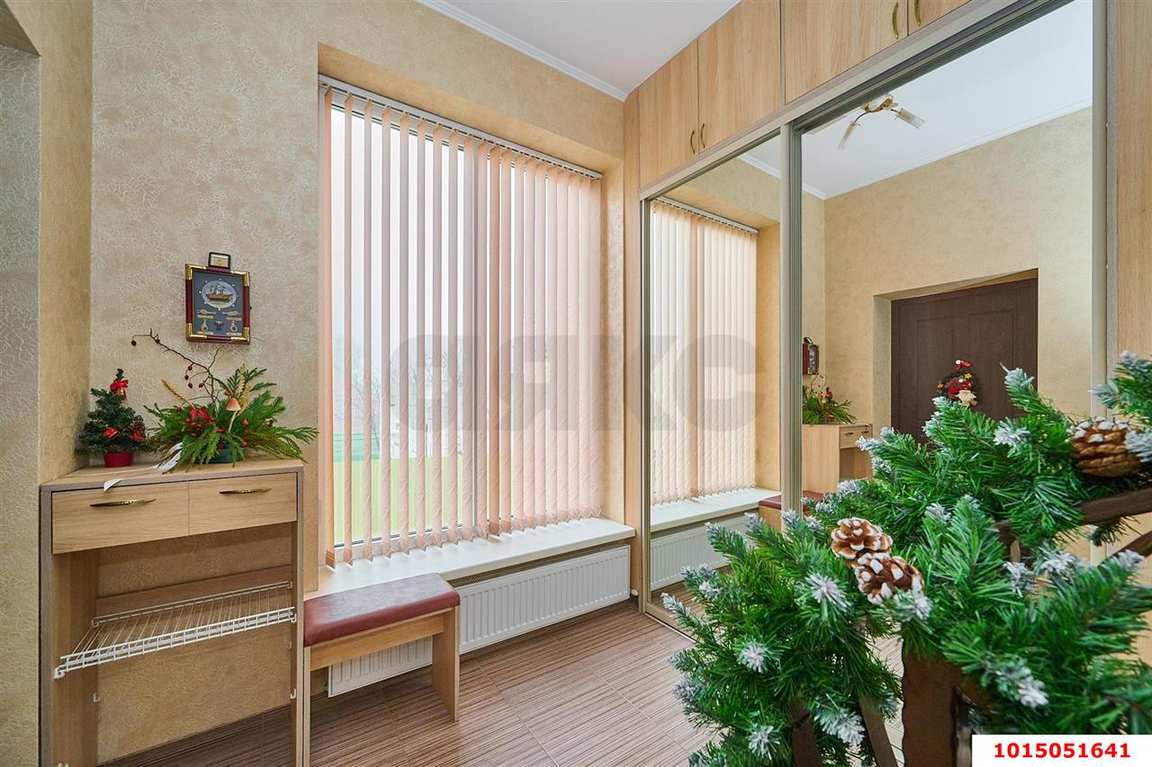 Фото №7: Дом 235 м² + 10 сот. - Копанской, Прикубанский внутригородской округ, ул. Центральная, 19