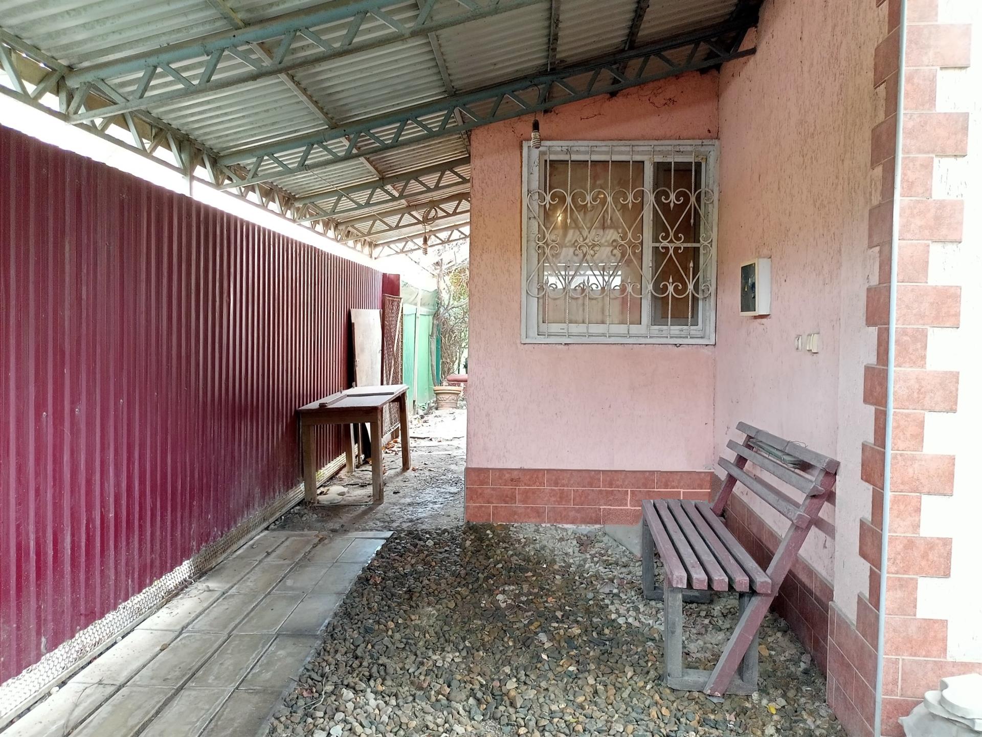 Фото №12: Дом 60 м² + 4.05 сот. - Краснодар, Прикубанский внутригородской округ, Сады Калинина, ст Животновод, ул. Грушевая, 315