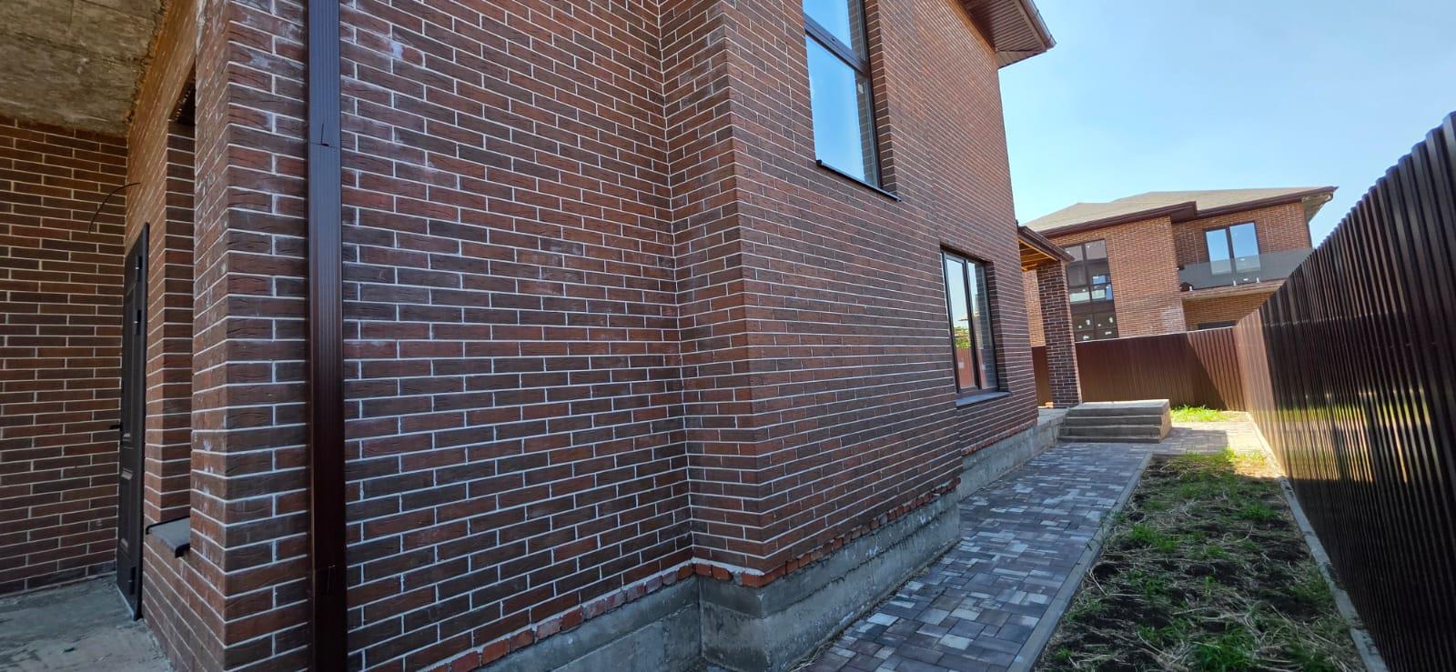 Фото №2: Дом 210 м² + 4.55 сот. - Южный, ул. Дорожная, 19