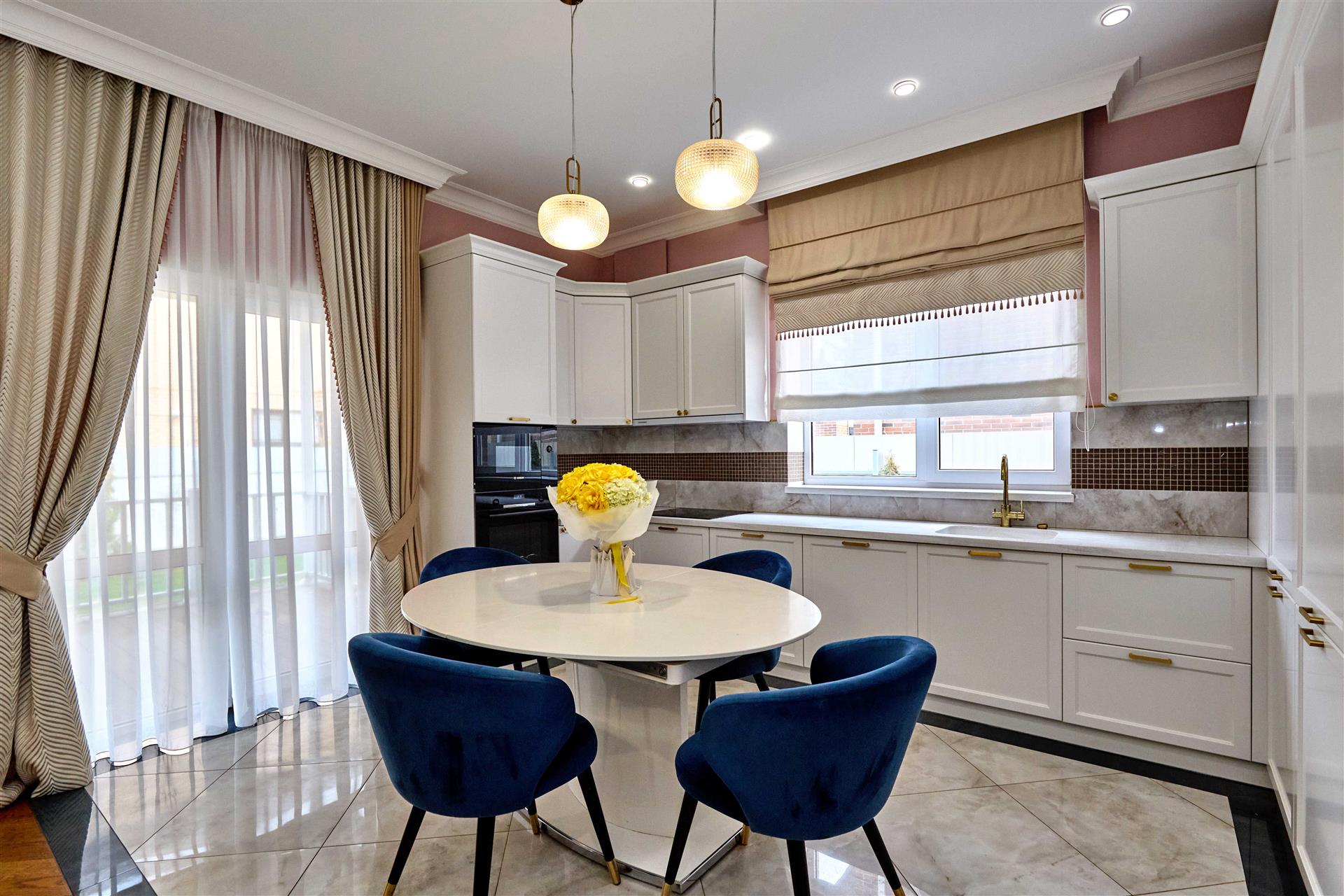 Фото №7: Дом 138 м² + 3.65 сот. - Краснодар, Прикубанский внутригородской округ, мкр. Парковый, ул. Звенигородская