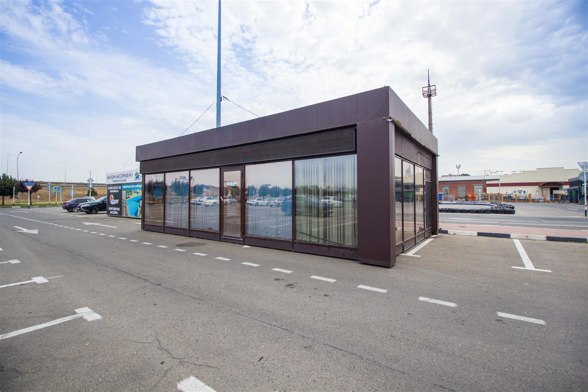 Фото №3: Торговое помещение 75 м² - Краснодар, мкр. Прикубанский внутригородской округ