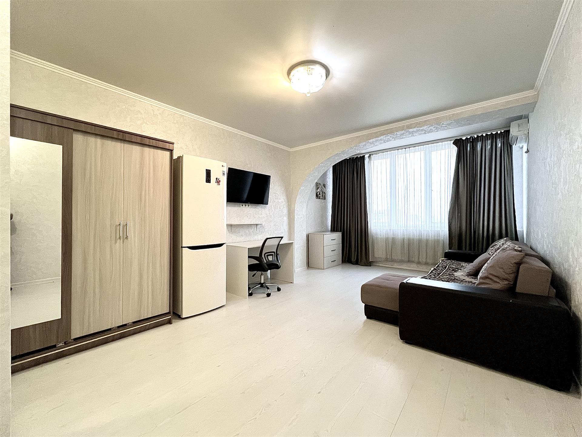 Фото №1: Студия 33 м² - Краснодар, Калинино, Прикубанский внутригородской округ, мкр. Завод Радиоизмерительных Приборов, ул. 1 Мая, 299