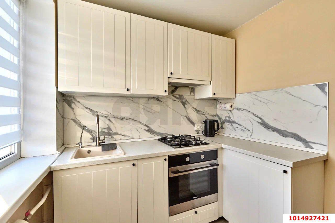 Фото №10: 4-комнатная квартира 63 м² - Краснодар, Западный внутригородской округ, ул. Фёдора Лузана, 13