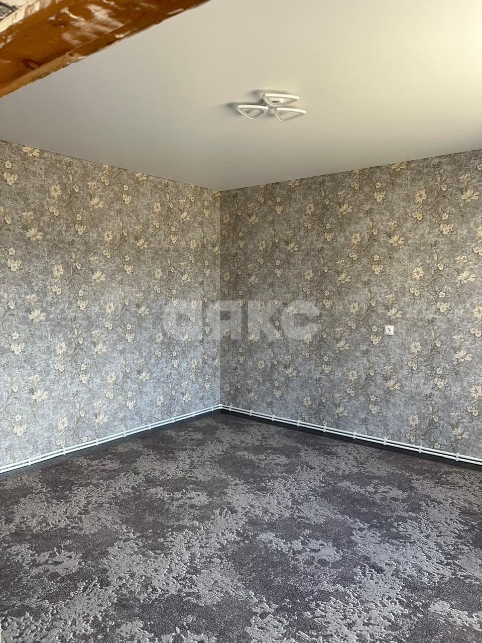 Фото №5: Дом 1071 м² + 10 сот. - Новокубанск, ул. Можайская, 11