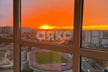 Фото №1: 2-комнатная квартира 60 м² - Ростов-на-Дону, мкр. Рабочий Городок, пр-кт Будённовский, 120/1