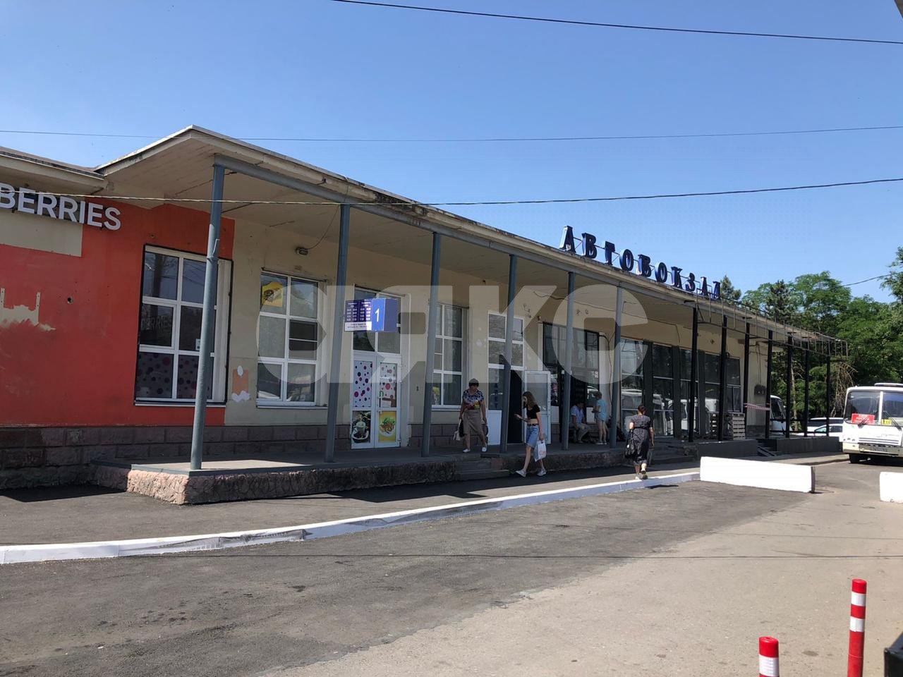Фото №2: Коммерция 210 м² - Азов, ул. Привокзальная, 4