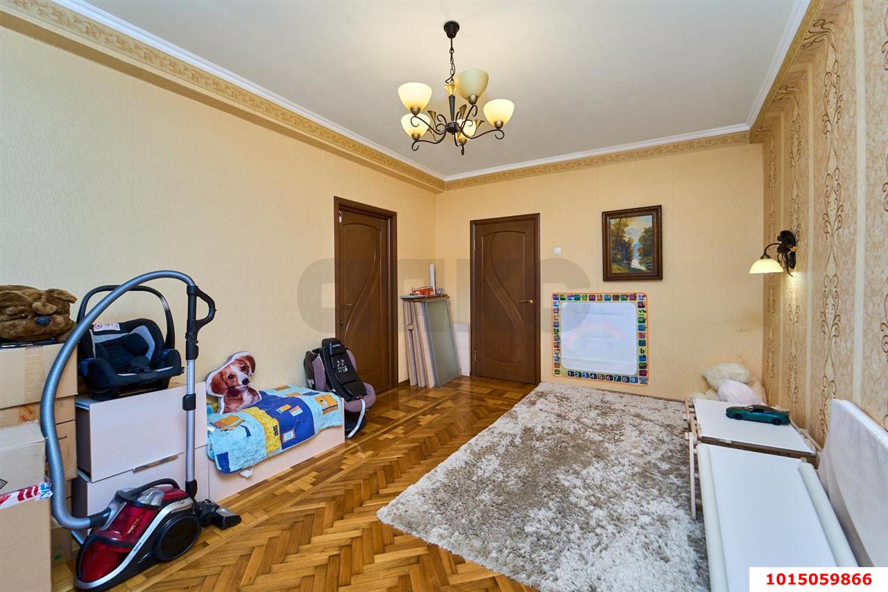 Фото №7: 3-комнатная квартира <span class="whitespace-nowrap">81 м²</span>, <span class="whitespace-nowrap">2/3 эт.</span> - Краснодар, Центральный внутригородской округ, мкр. Дубинка, ул. Ставропольская, 156