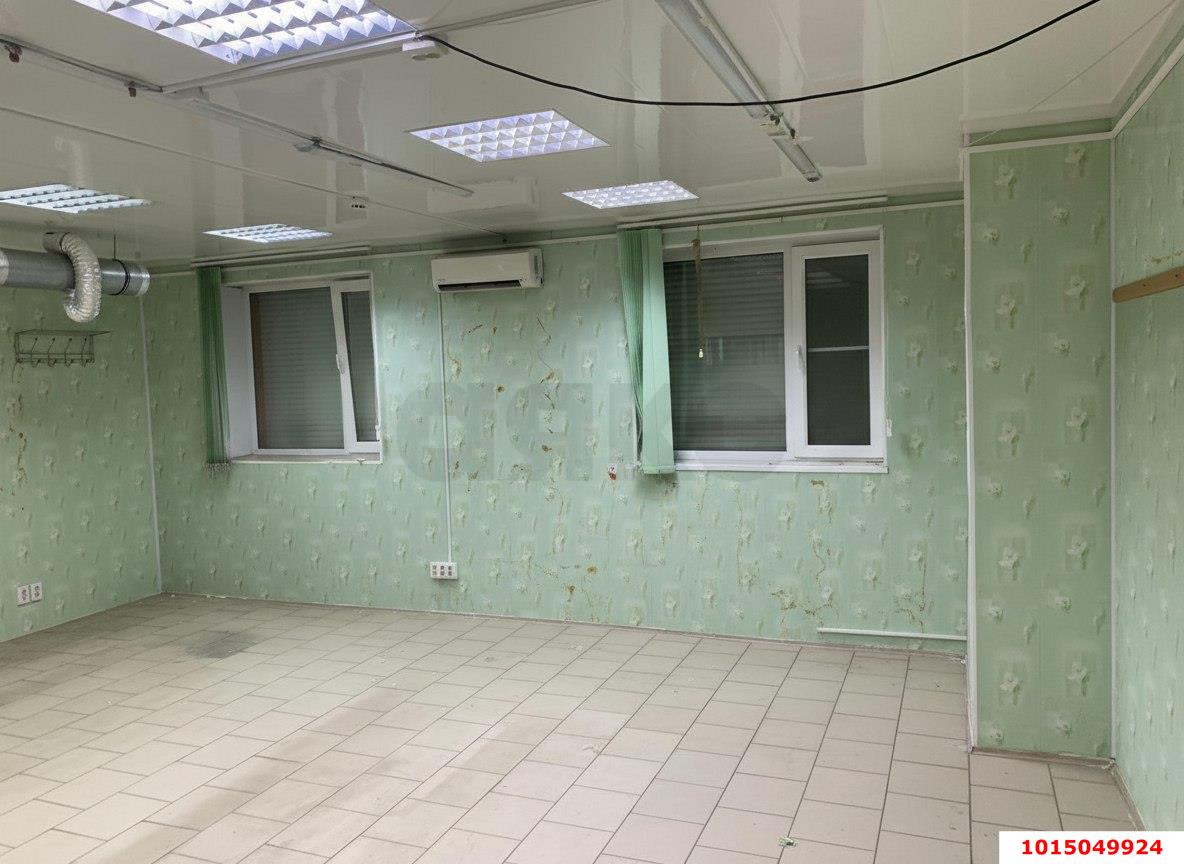 Фото №2: Коммерция 151 м² - Краснодар, Центральный внутригородской округ, мкр. Дубинка, ул. Озёрная, 19