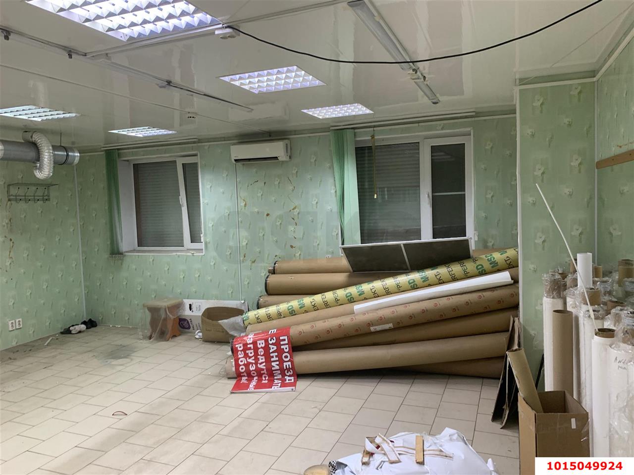 Фото №1: Торговое помещение 152 м² - Краснодар, Дубинка, ул. Озёрная, 19