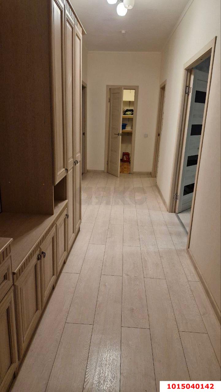 Фото №5: 3-комнатная квартира 114 м² - Краснодар, имени Маршала Жукова, ул. Александра Покрышкина, 4/4