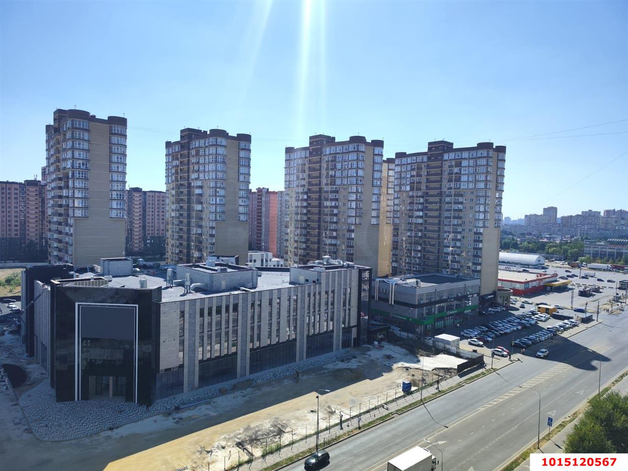 Фото №1: 2-комнатная квартира 67 м² - Краснодар, ЖК Возрождение, ул. имени 40-летия Победы, 133