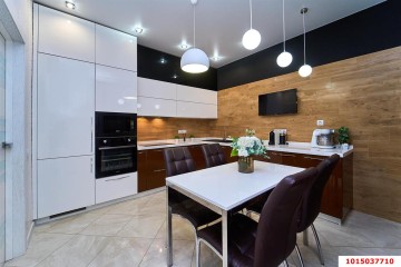 Фото №1: 2-комнатная квартира 67 м² - Краснодар, мкр. Солнечный, ул. Памяти Чернобыльцев, 8