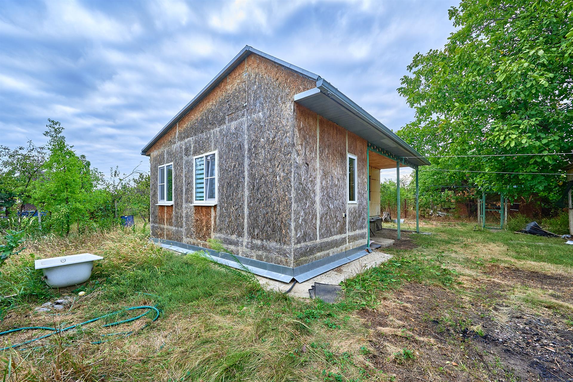 Фото №4: Дом 44 м² + 4.11 сот. - Кубанская Нива, мкр. Прикубанский внутригородской округ, ул. Айвовая, 112