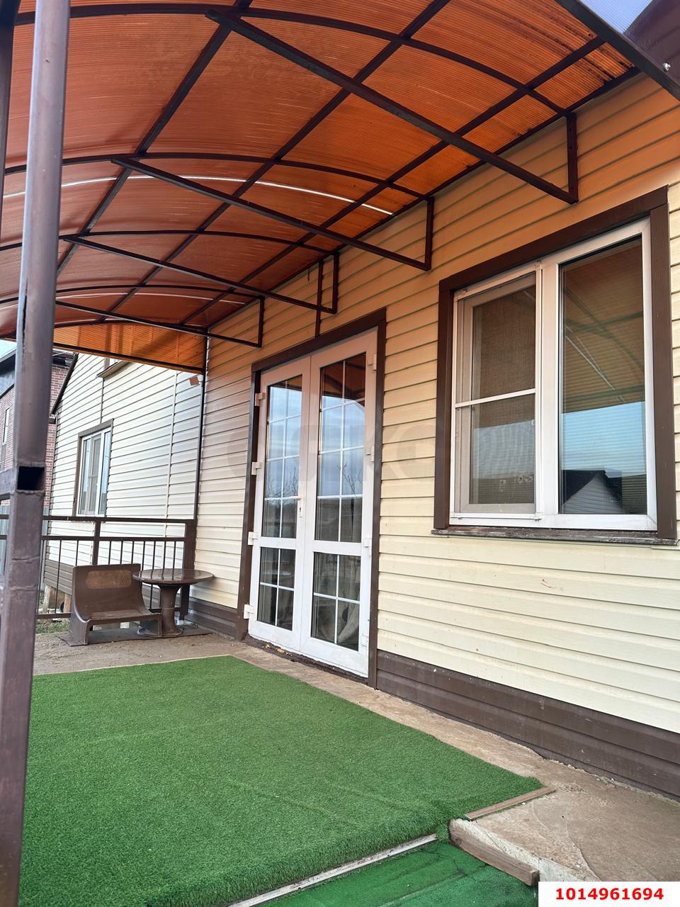 Фото №1: Дом 220 м² + 10 сот. - Новый Сад, ул. Садовая, 3