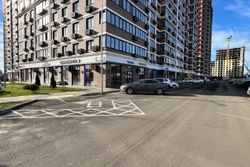 Фото №3: Торговое помещение 27 м² - Краснодар, мкр. Парк Победы, ул. Героя Пешкова, 14к3