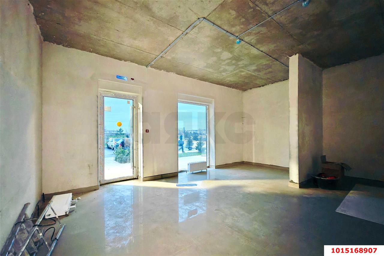 Фото №6: Торговое помещение 85 м² - Краснодар, жилой комплекс Жилой Квартал, ул. Шевцова, 8