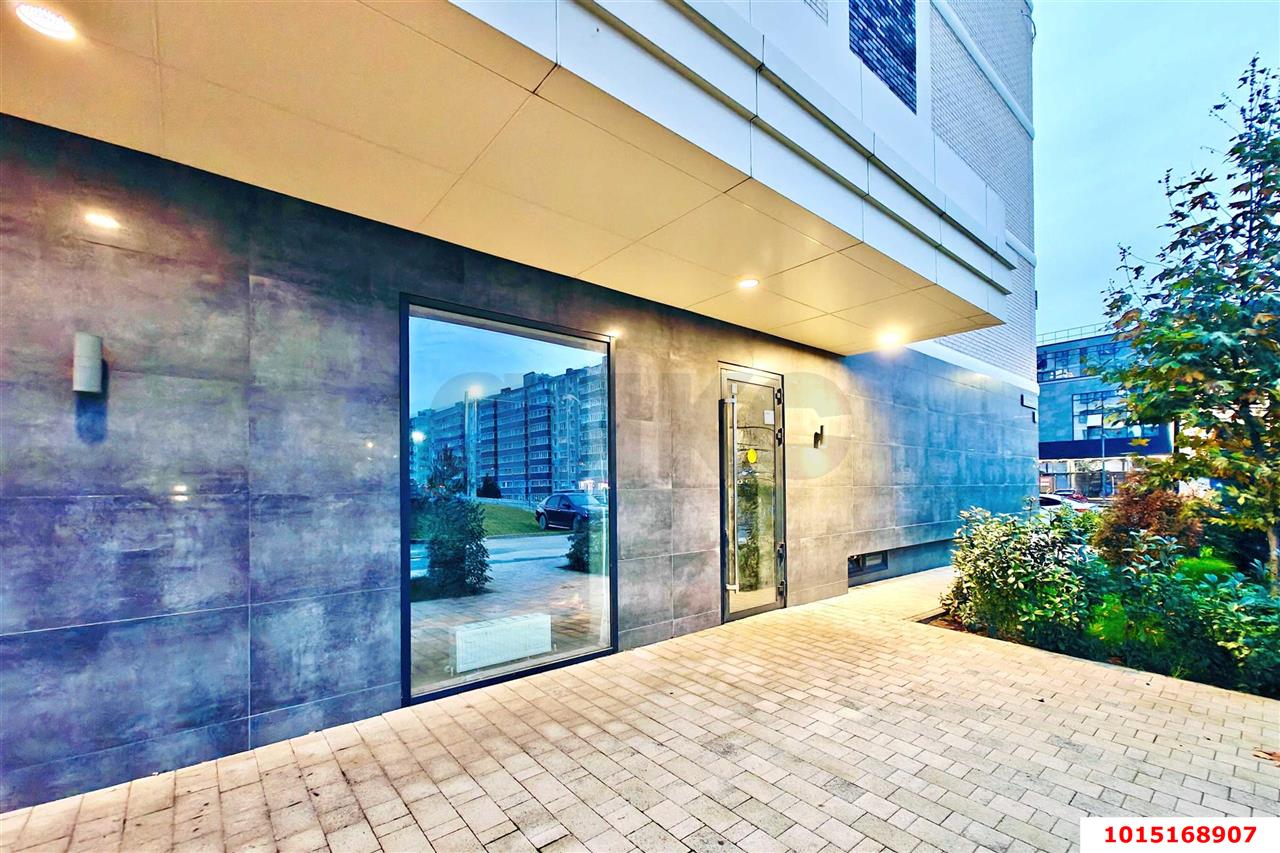 Фото №2: Торговое помещение 85 м² - Краснодар, жилой комплекс Жилой Квартал, ул. Шевцова, 8